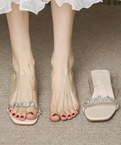 Beautifully Finished Heels in a Timeless Design