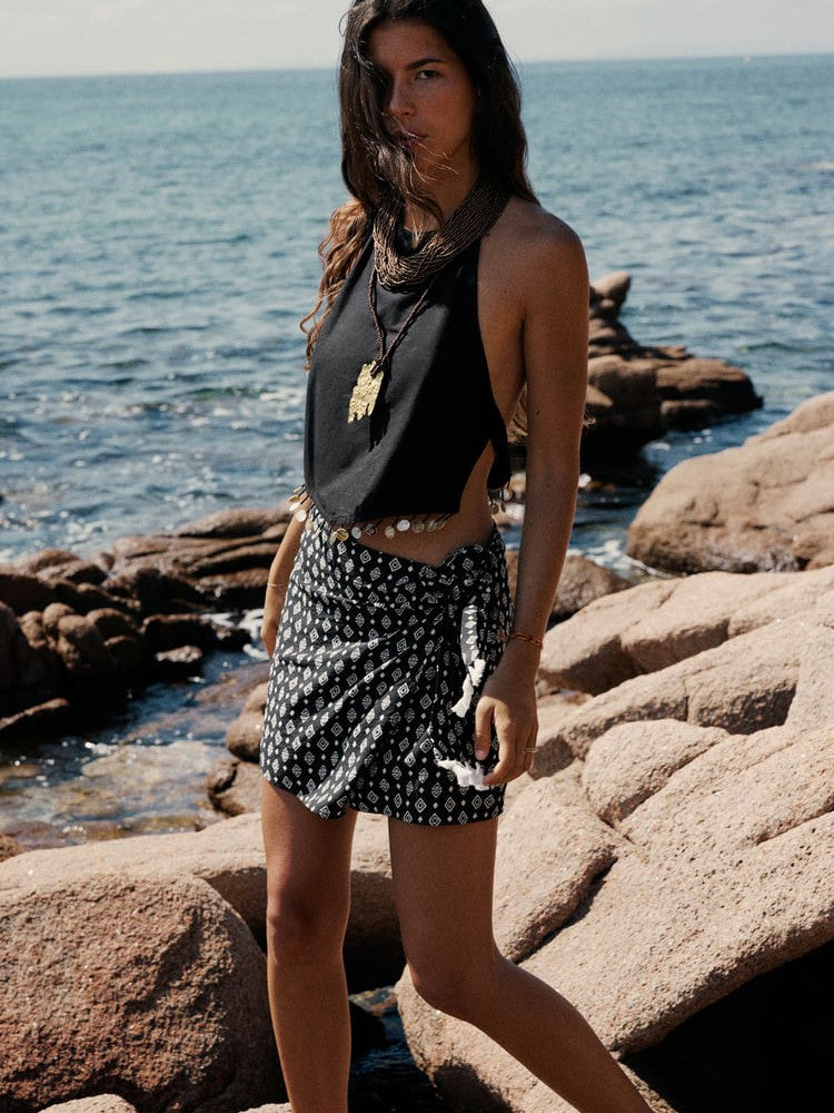 Classic Vintage & Enduringly Stylish Top