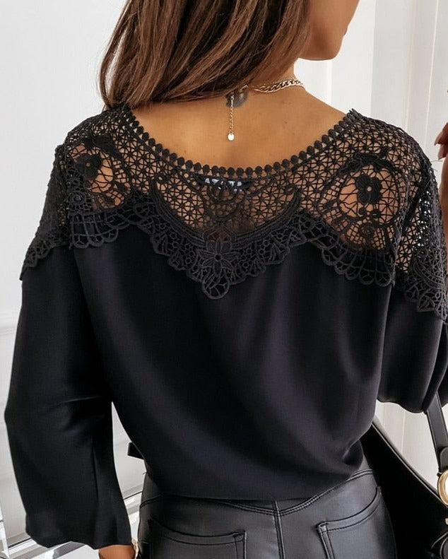 Effortlessly Elegant Top with a Timeless Design