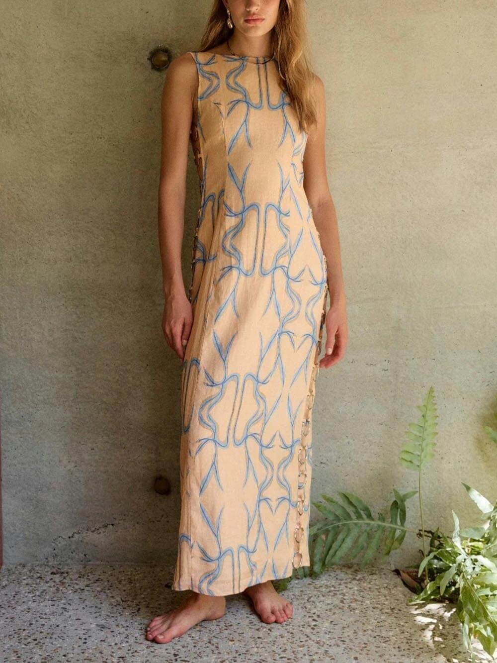 A Vintage Style Dress with Delicate Timeless Details