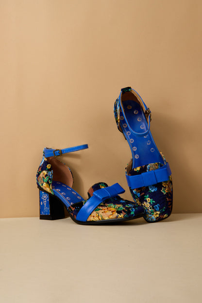 A Vintage Style Heels with Delicate Timeless Details