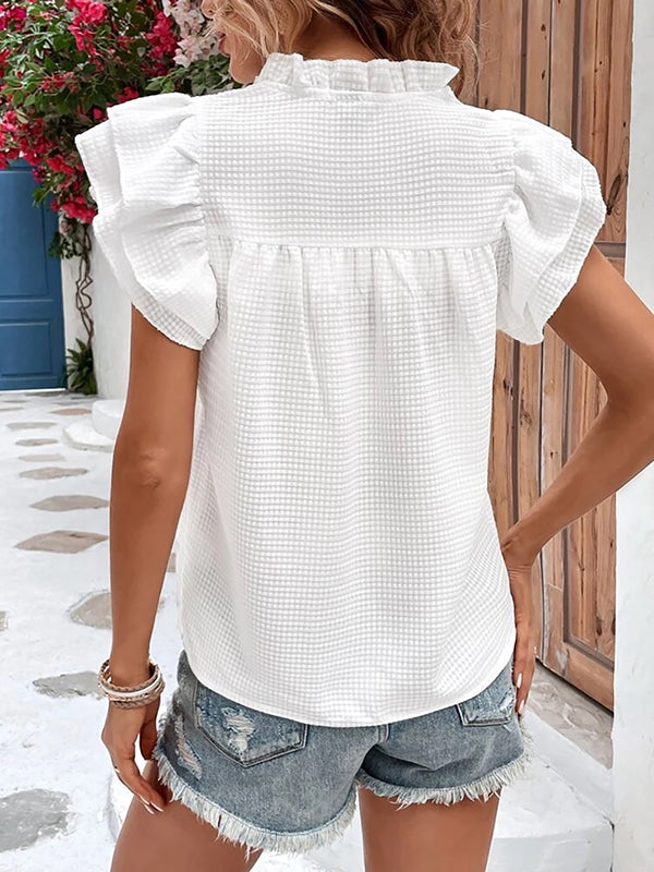 Gracefully Styled Blouse for Any Occasion