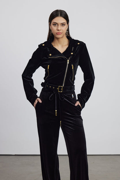 Beautifully Balanced Top with Timeless Character