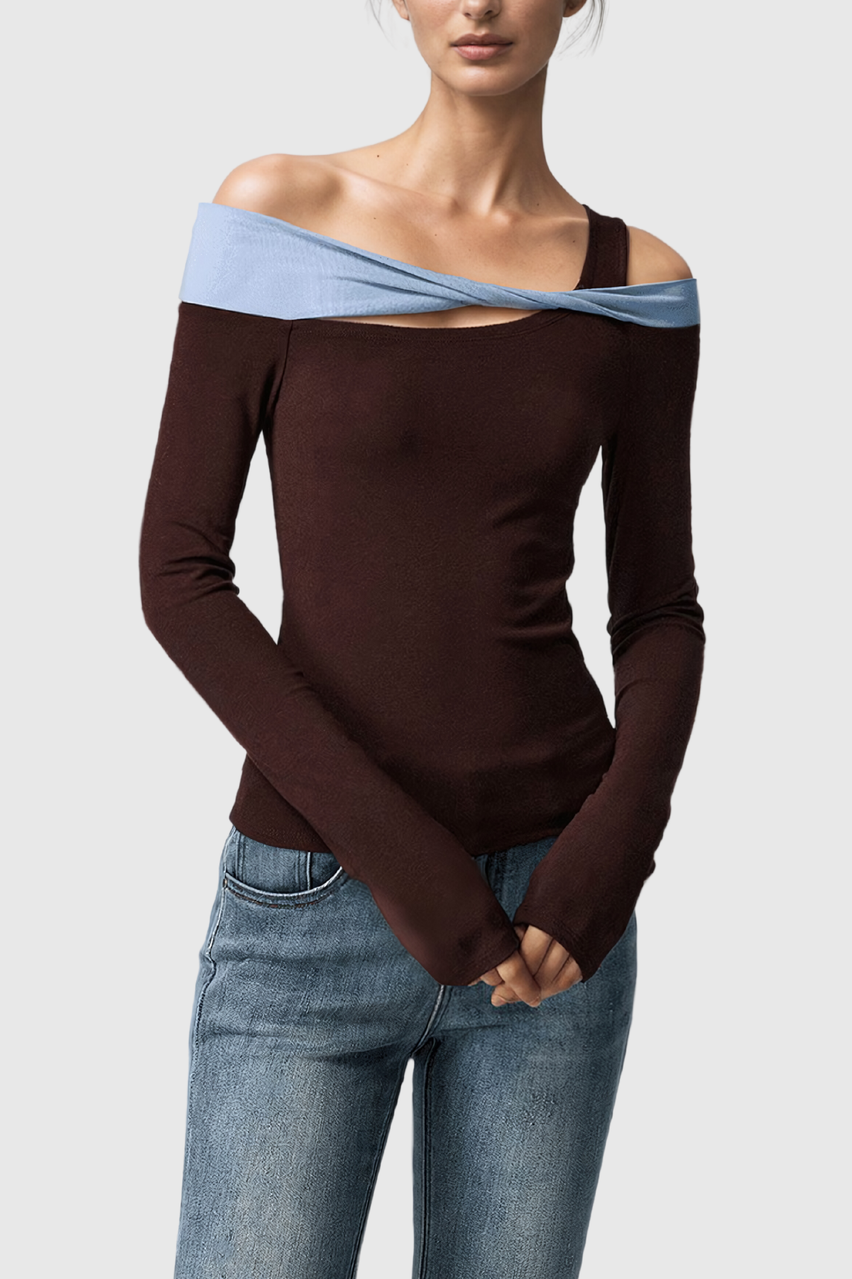 Effortlessly Elegant Top with a Timeless Design