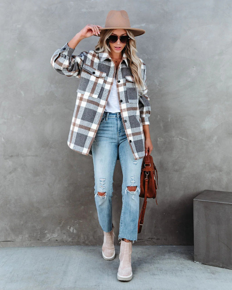 Elegantly Styled Jacket for Everyday Wear