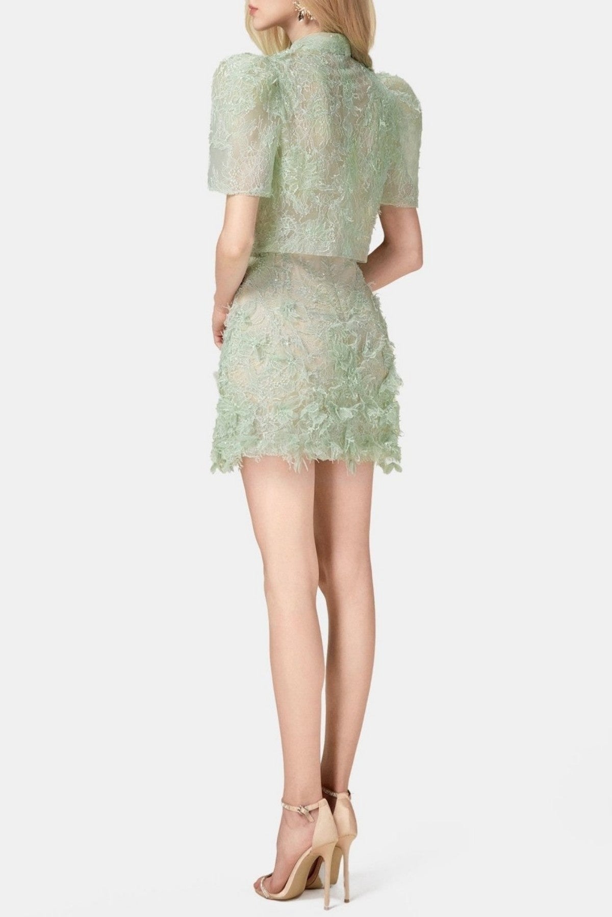 Beautifully Balanced Top with Timeless Character