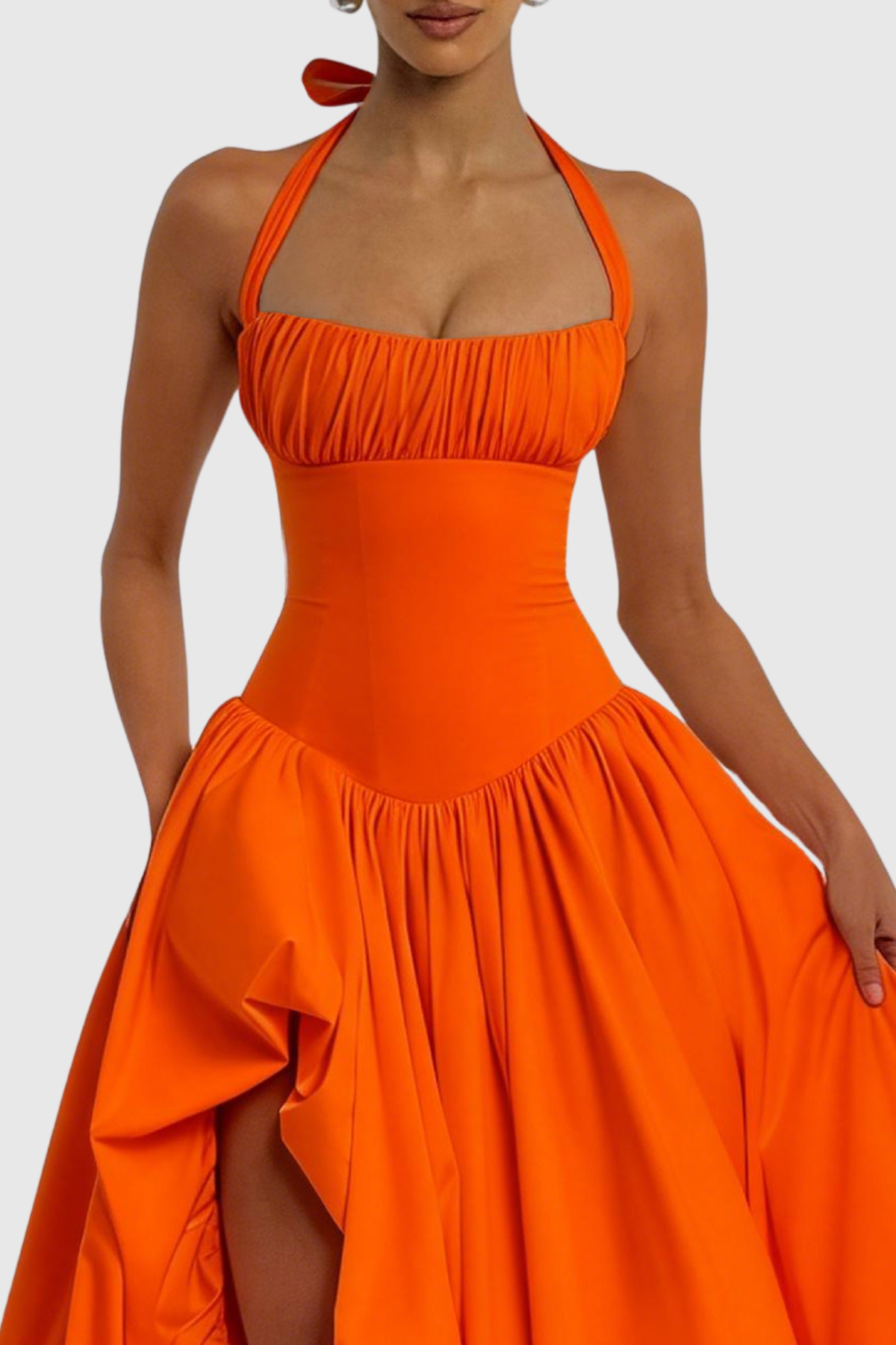 Well Tailored Dress with a Graceful Silhouette