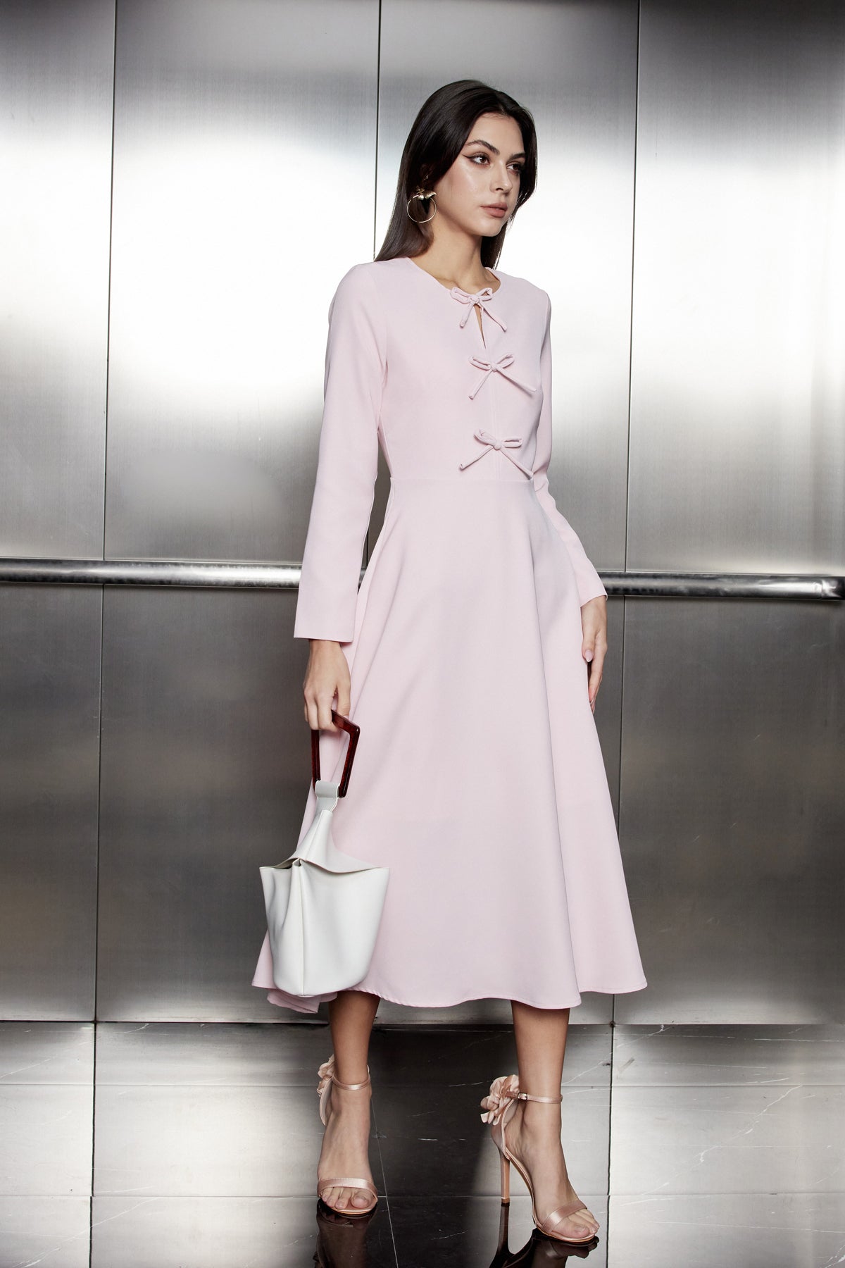 Classic Vintage & Enduringly Stylish Dress