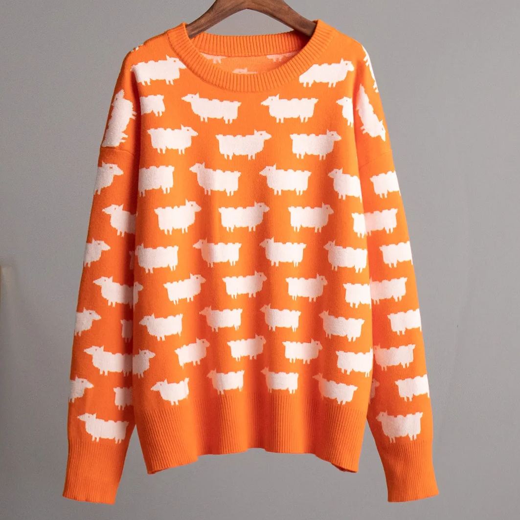 Effortlessly Elegant Sweater with a Timeless Design
