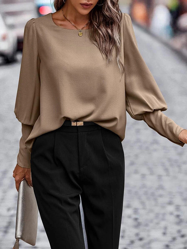 Beautifully Finished Blouse in a Timeless Design