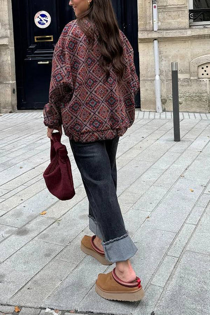 Effortlessly Elegant Jacket with a Timeless Design