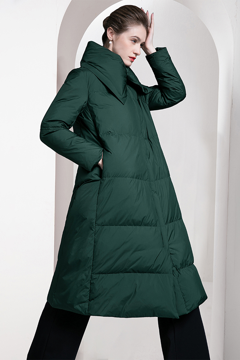 Well Tailored Garment with a Graceful Silhouette