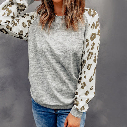 Well Tailored Sweater with a Graceful Silhouette