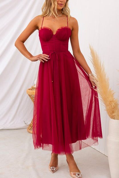 Sophisticated Dress with a Clean Classic Look
