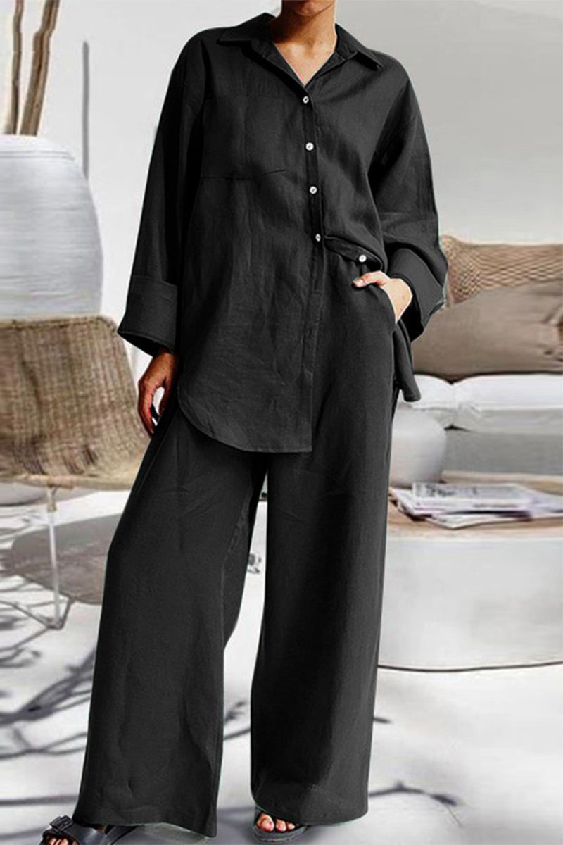 Effortlessly Elegant Garment with a Timeless Design