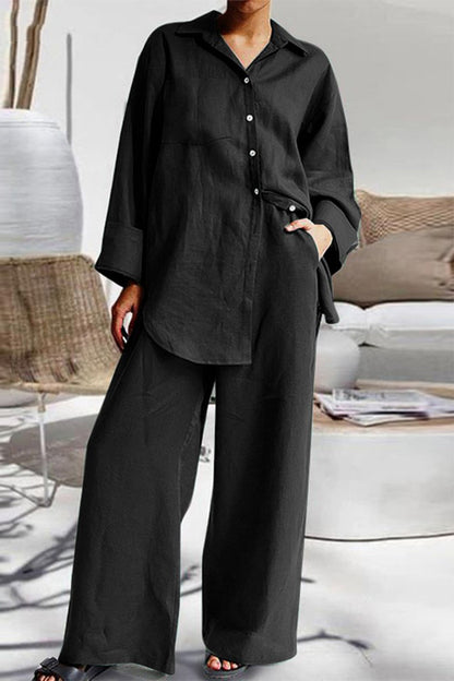 Effortlessly Elegant Garment with a Timeless Design