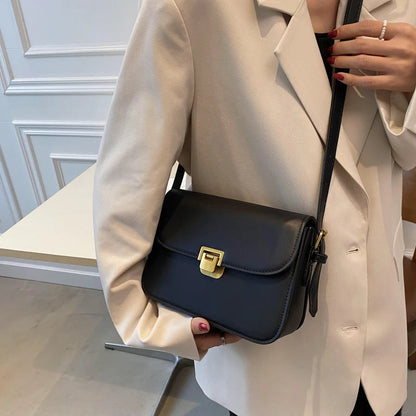 Gracefully Styled Bag for Any Occasion