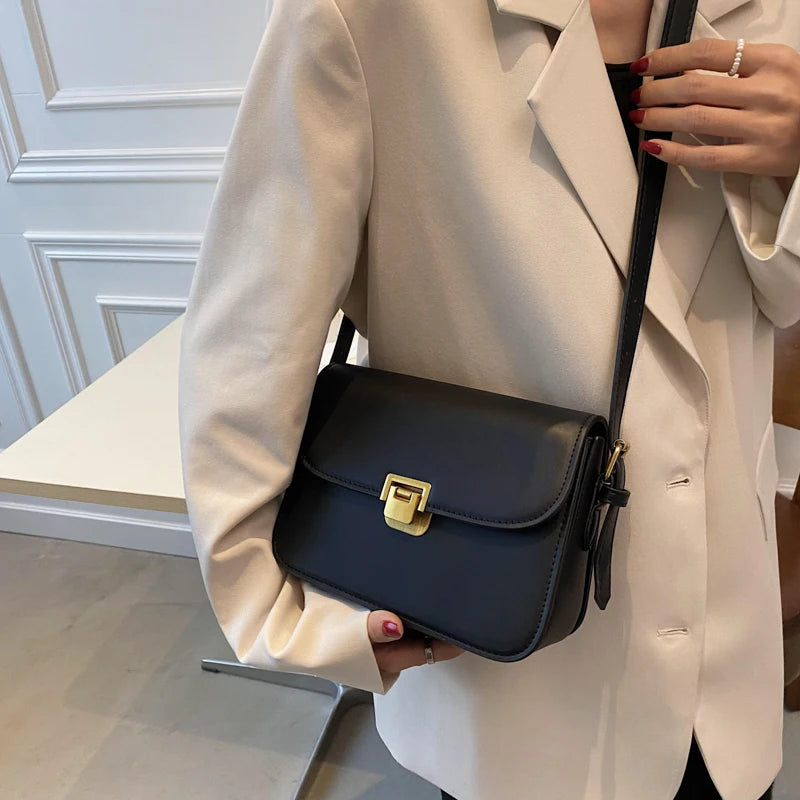 Gracefully Styled Bag for Any Occasion