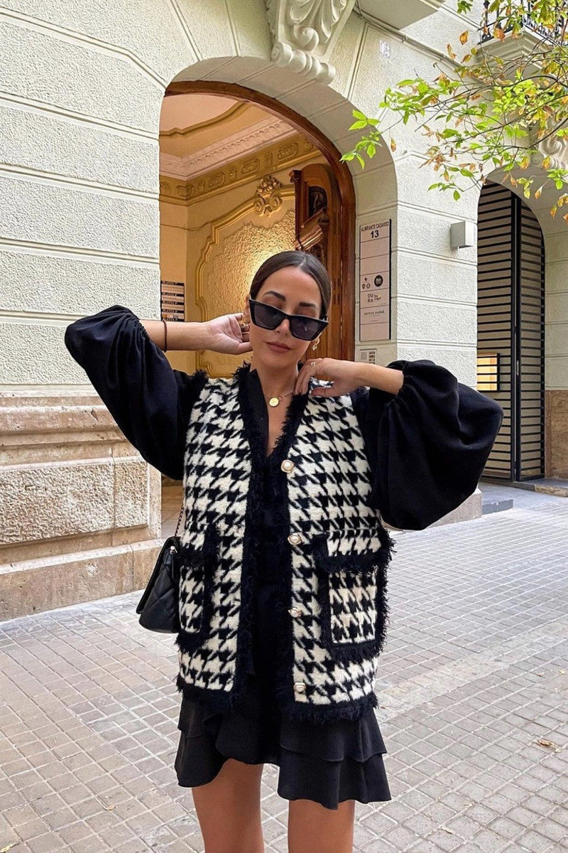 Classic Vintage Coat with a Flattering Fit