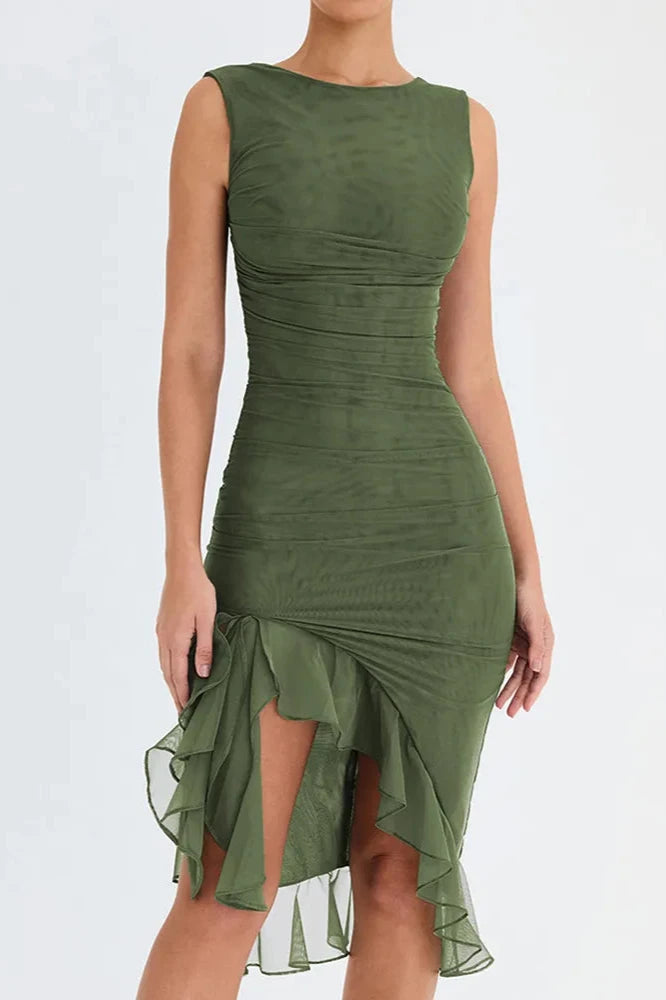 Sophisticated Garment with a Clean Classic Look