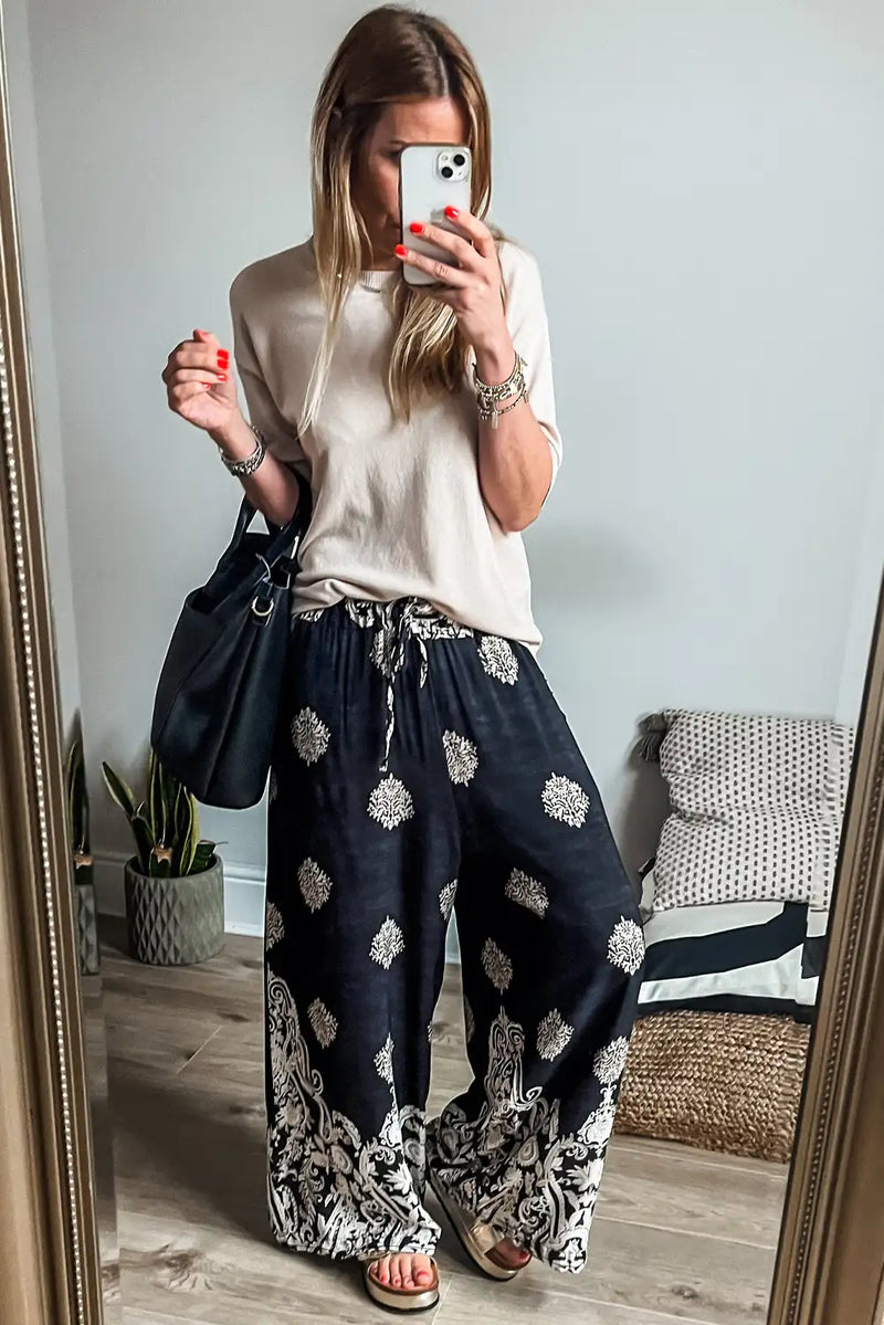 Sophisticated Pants with a Clean Classic Look