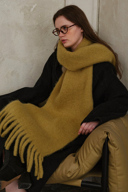 Sophisticated Garment with a Clean Classic Look