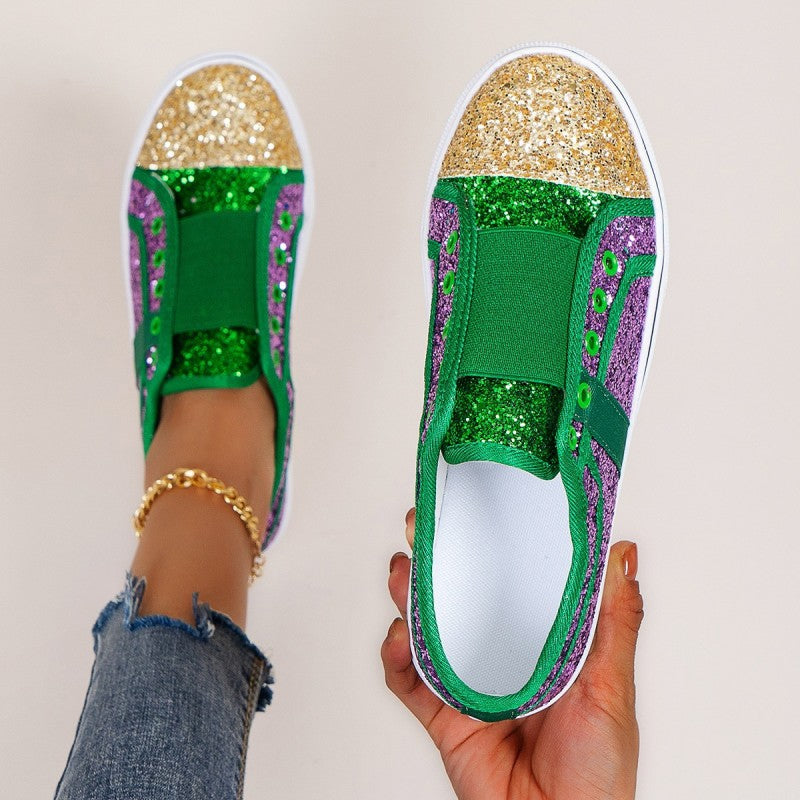 Effortlessly Elegant Shoes with a Timeless Design