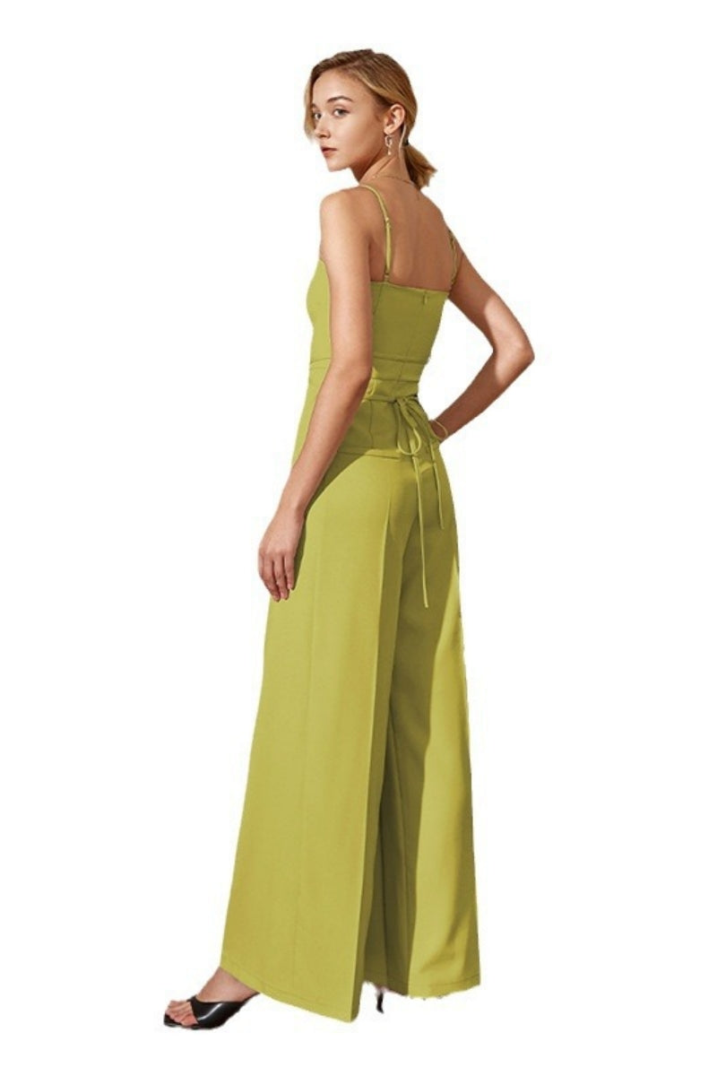 Effortlessly Elegant Garment with a Timeless Design