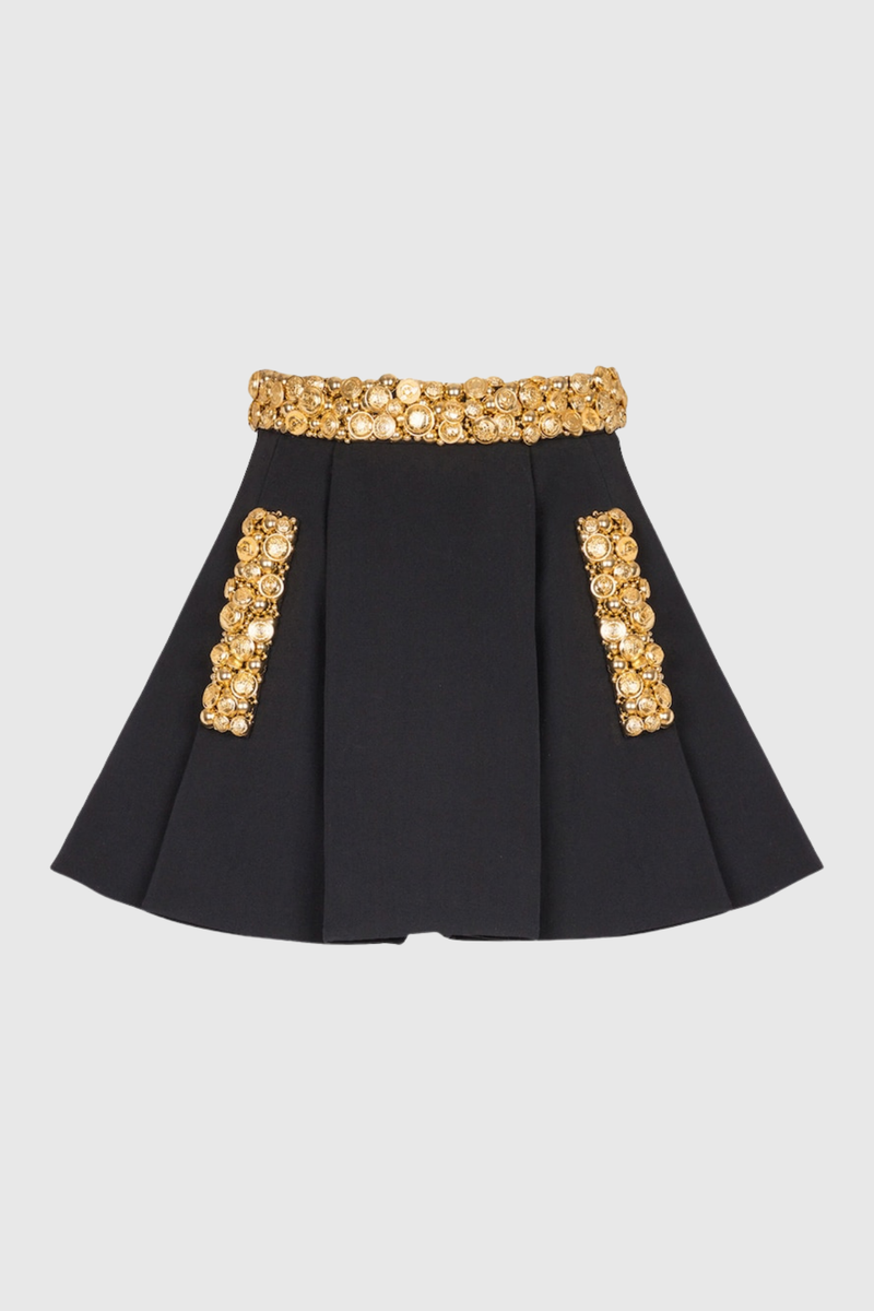 A Vintage Style Top with Delicate Timeless Details
