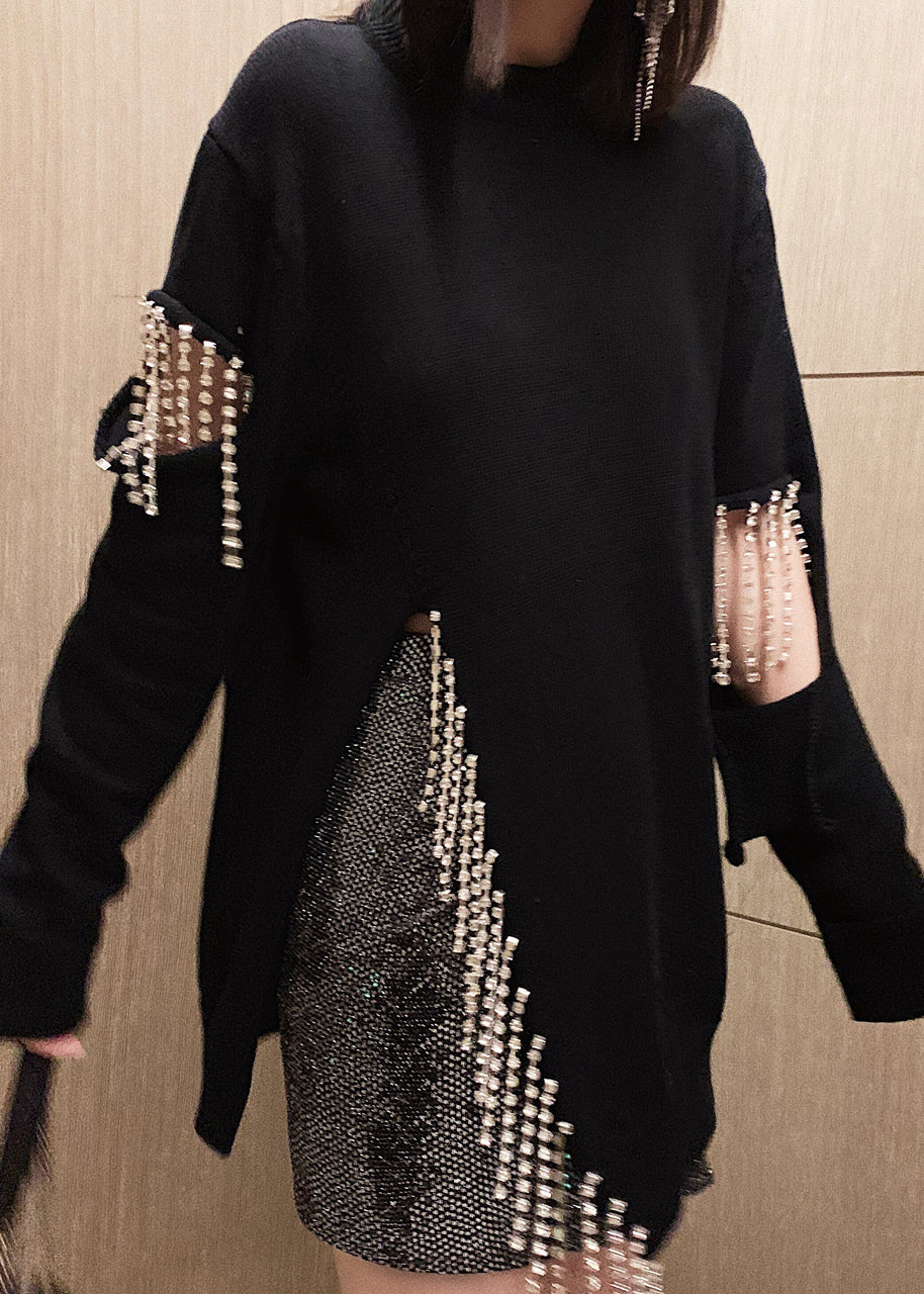 Well Tailored Sweater with a Graceful Silhouette
