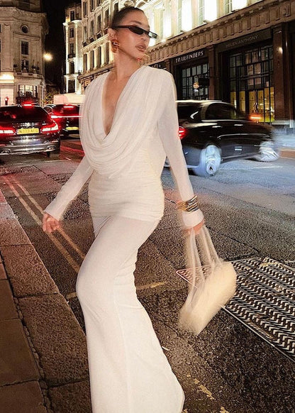 Well Tailored Garment with a Graceful Silhouette