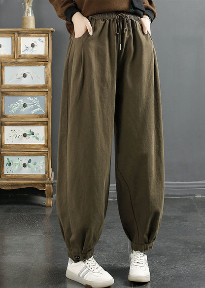 Sophisticated Pants with a Clean Classic Look