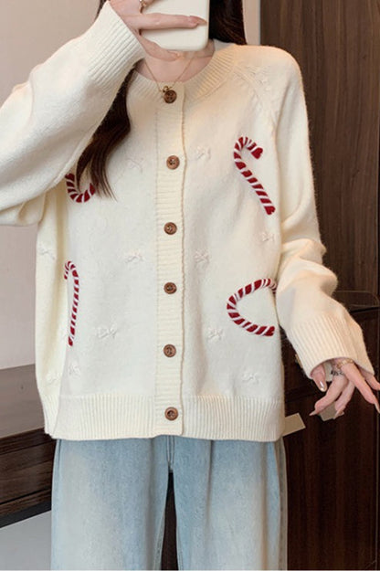 Effortlessly Elegant Cardigan with a Timeless Design