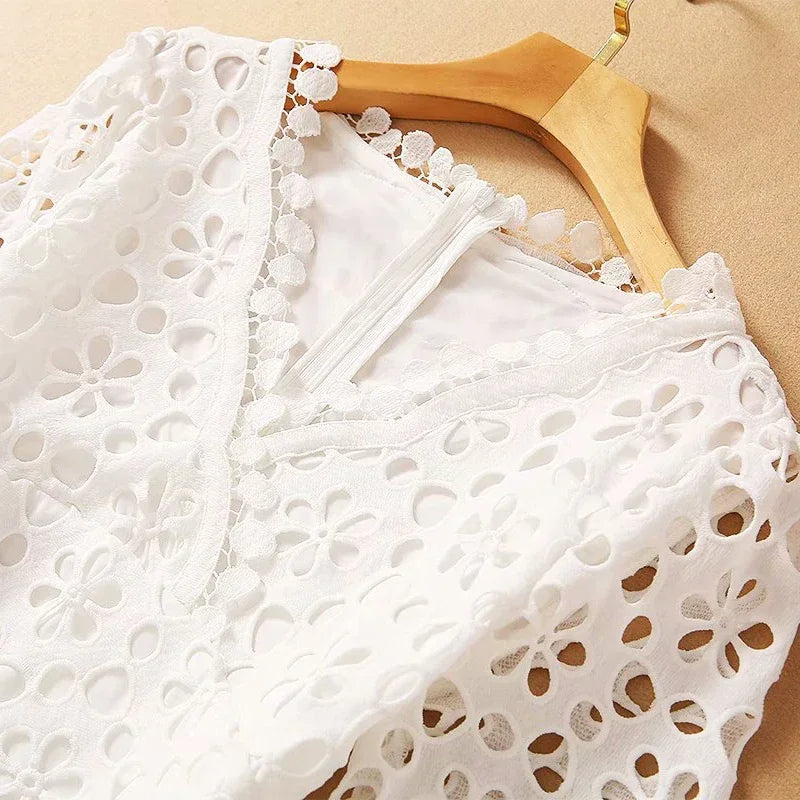 Classic Vintage & Enduringly Stylish Dress