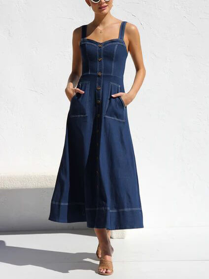 Beautifully Crafted Dress in a Classic Style