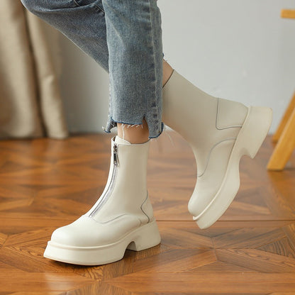 Elegantly Styled Boots for Everyday Wear