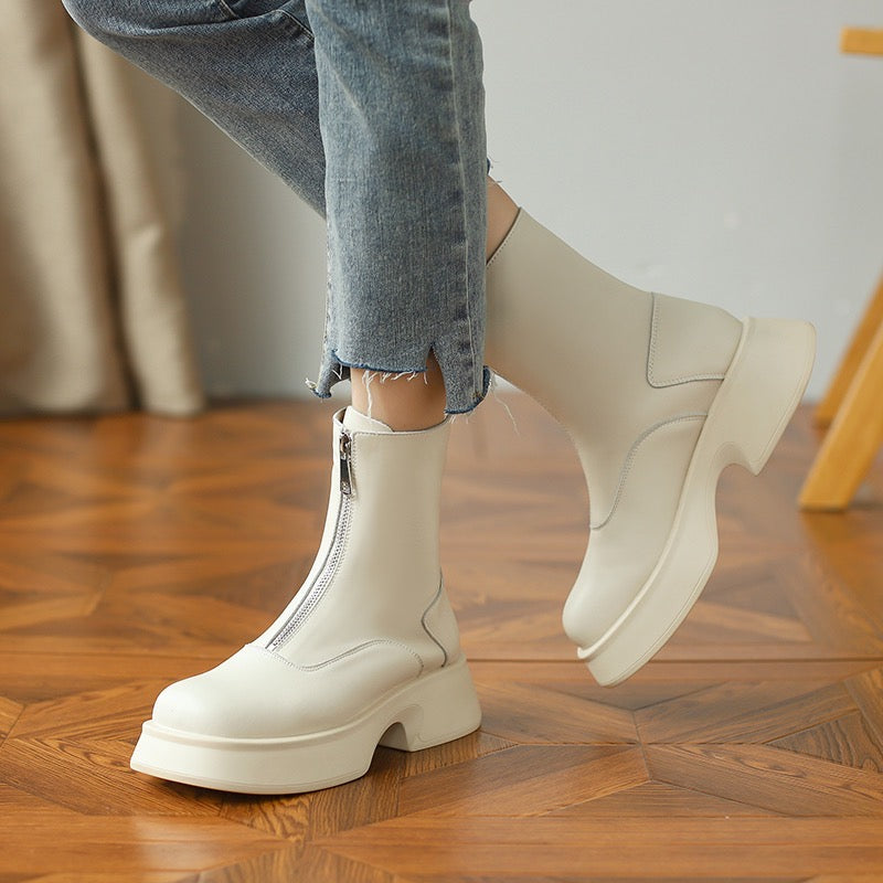 Elegantly Styled Boots for Everyday Wear