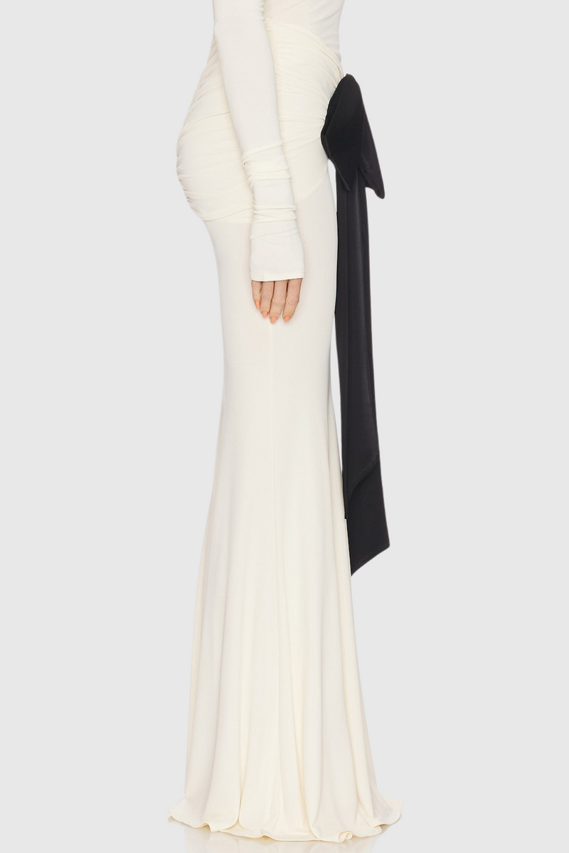 Beautifully Crafted Garment in a Classic Style