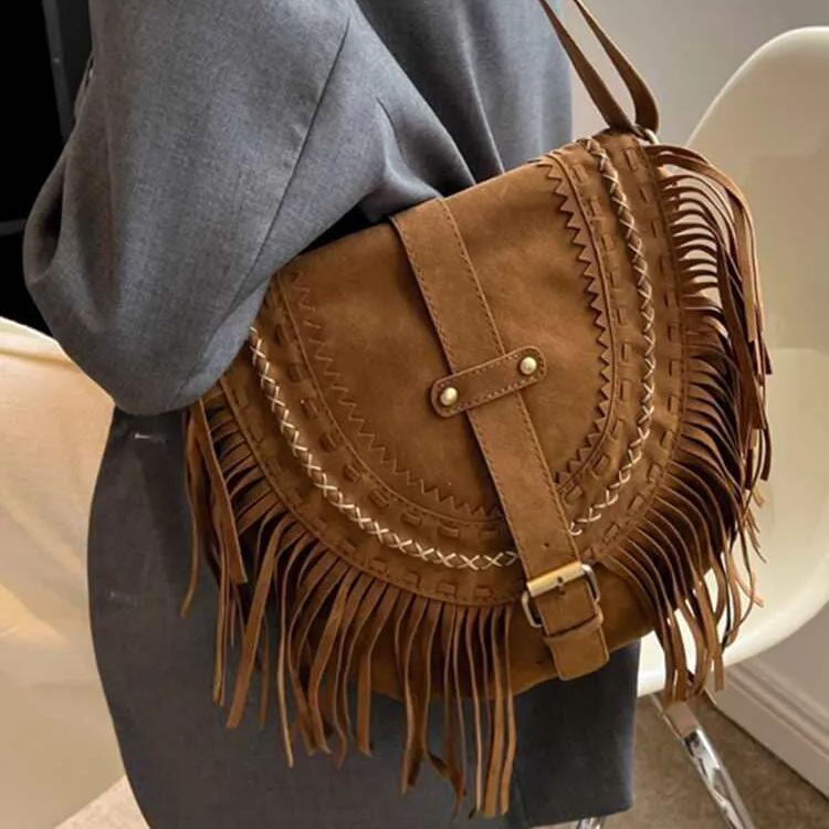Beautifully Finished Bag in a Timeless Design
