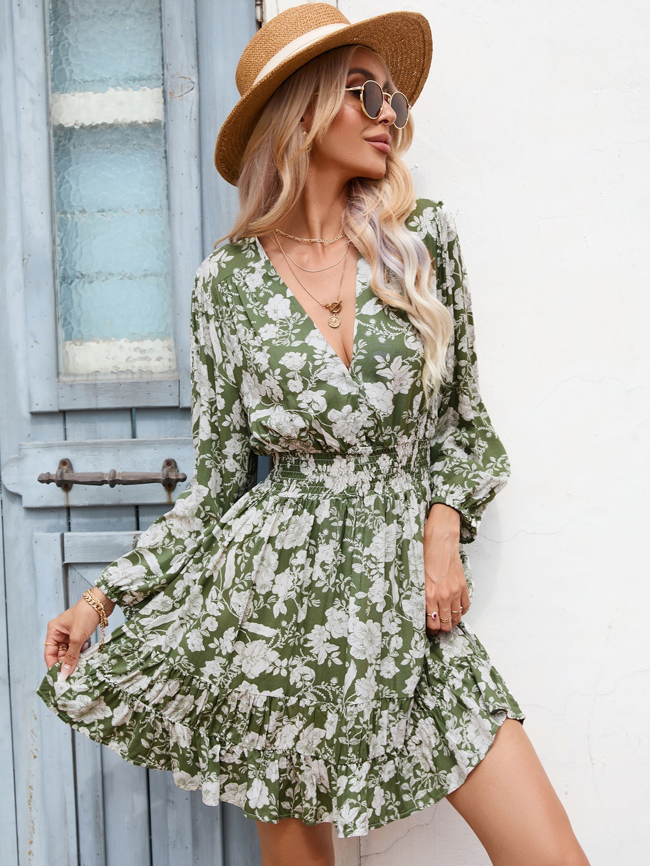 Polished Dress with an Effortless Classic Look