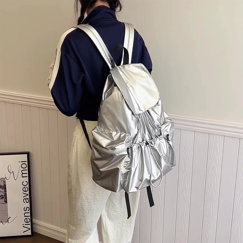 Classic Vintage Bag with a Flattering Fit