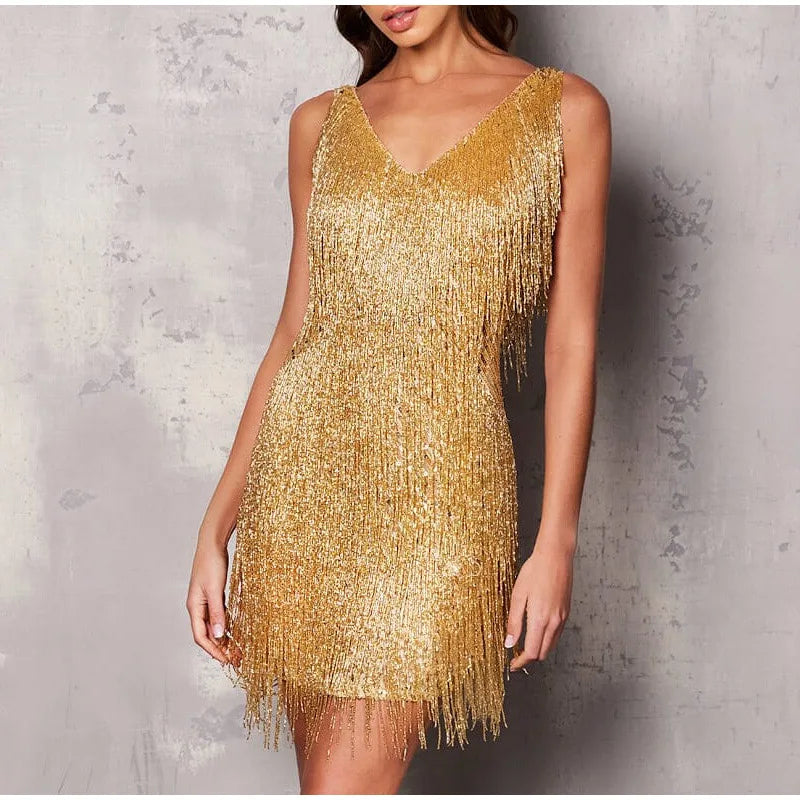 Gracefully Styled Dress for Any Occasion