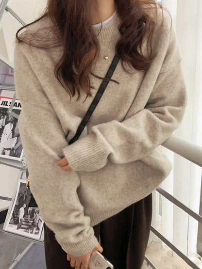 Well Tailored Sweater with a Graceful Silhouette