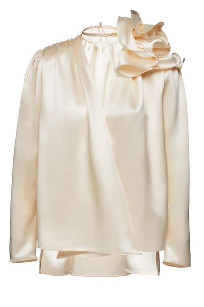 Polished Blouse with an Effortless Classic Look