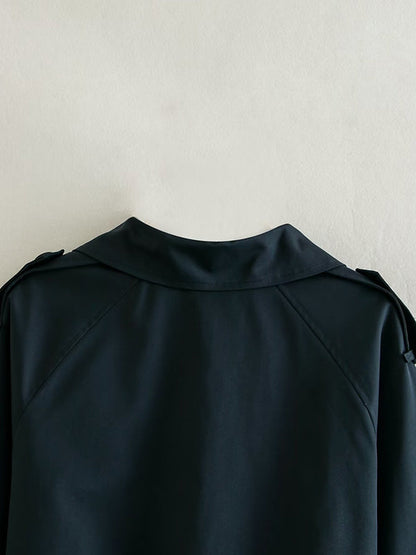 Elegantly Styled Jacket for Everyday Wear