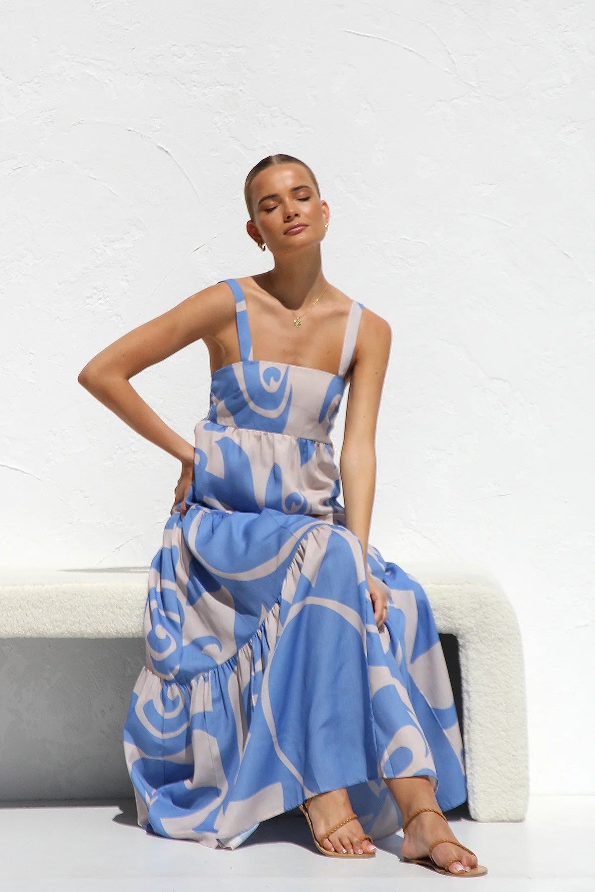 Sophisticated Dress with a Clean Classic Look