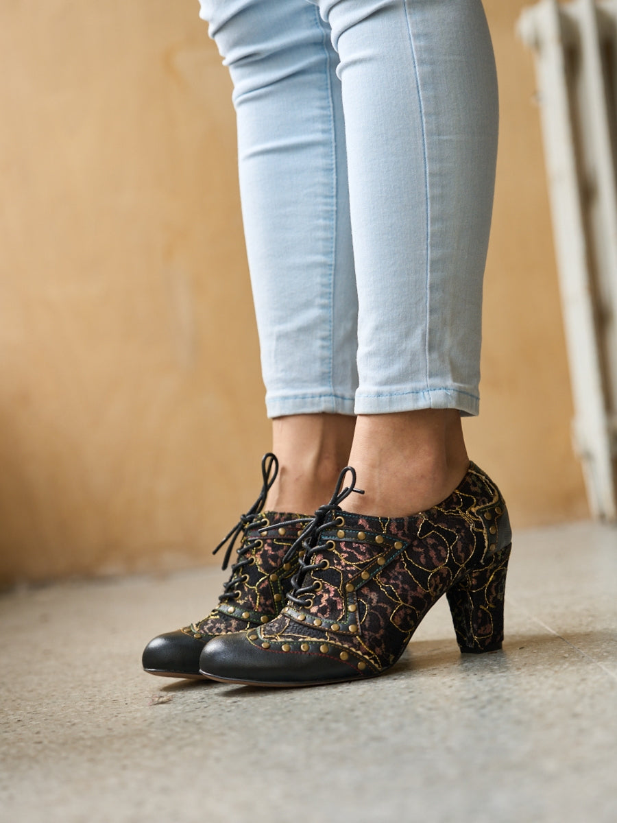 Classic Vintage Garment with a Flattering Fit