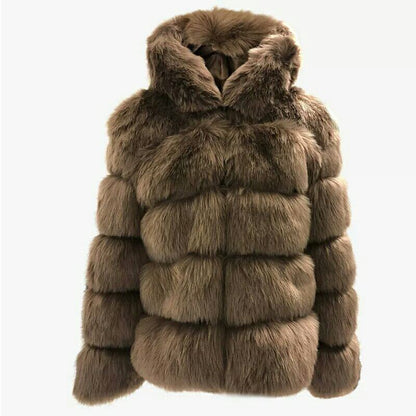 Beautifully Finished Coat in a Timeless Design