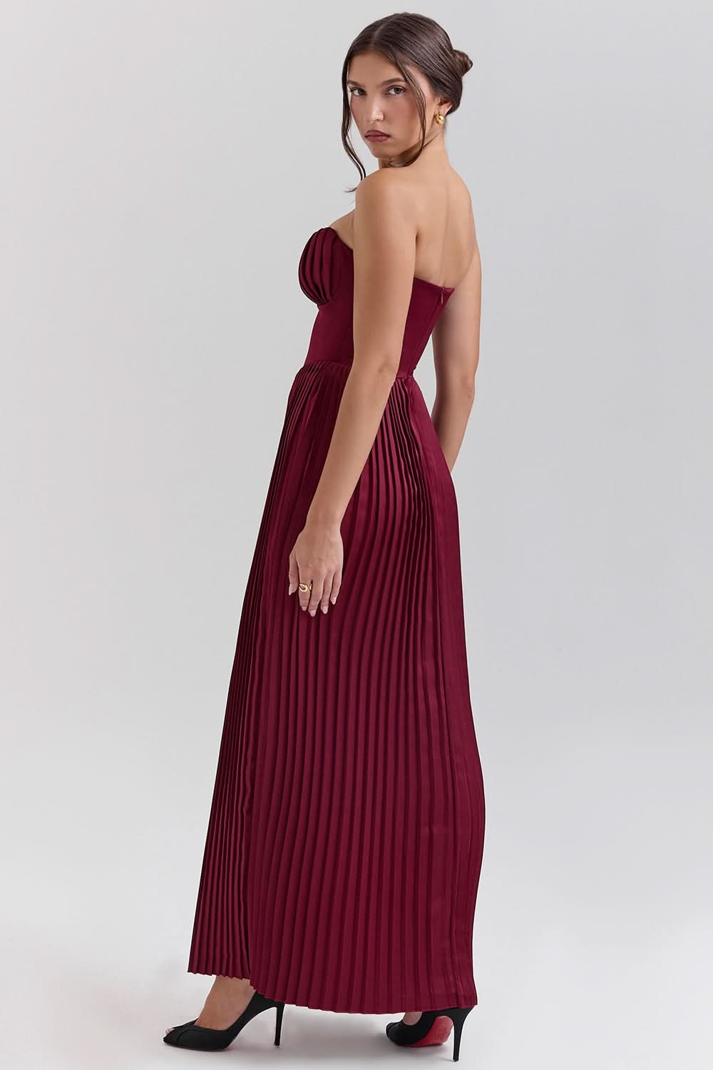 Classic Vintage Dress with a Flattering Fit