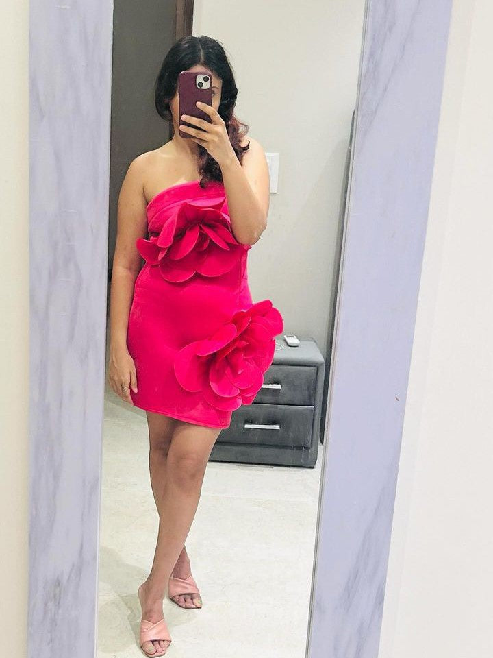 Beautifully Crafted Dress in a Classic Style